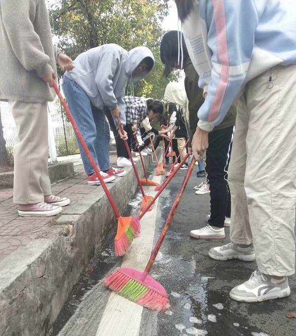 发稿2.png 发稿2.png