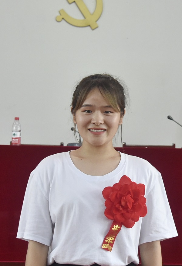 经管赵孝锶.JPG 经管赵孝锶.JPG