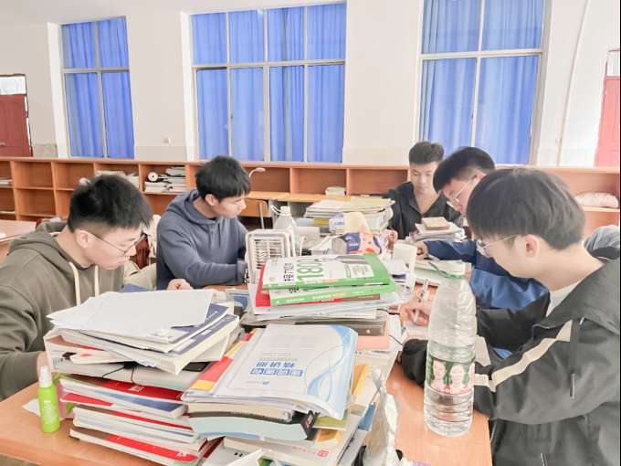 b6a7cab5d85d94b9fac0090a54b6406b_07l77dng000-ncb0.jpg b6a7cab5d85d94b9fac0090a54b6406b_07l77dng000-ncb0.jpg