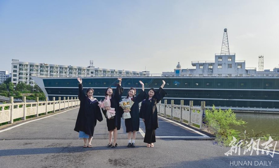 d453d23e7e49403682f93288d0a694e7_ab85a11d66bfea77a21aba76905a01374e006e451654775790.jpg d453d23e7e49403682f93288d0a694e7_ab85a11d66bfea77a21aba76905a01374e006e451654775790.jpg