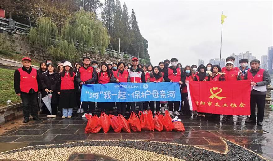 e7d4a6df2c51fc8e0bdfdcb132000c7.jpg e7d4a6df2c51fc8e0bdfdcb132000c7.jpg