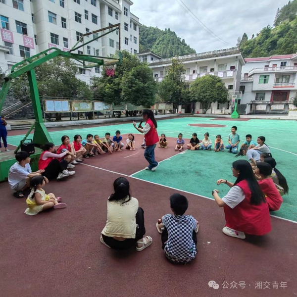 8ef2258c77d14978fad867b3764ec27.jpg 8ef2258c77d14978fad867b3764ec27.jpg