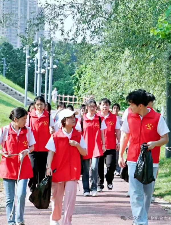 f8600e98a04dbe70cddcf1ab34c38cc.jpg f8600e98a04dbe70cddcf1ab34c38cc.jpg