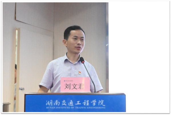 63deab2cc4e15d50ef02b0db875a8ac.png 63deab2cc4e15d50ef02b0db875a8ac.png