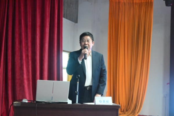 副校长蔡炎斌教授为beat365手机版官方网站教师作教风建设专题讲座