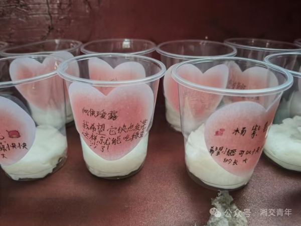 f3ffb67c1e280bb30eb8ee1fa75da352.jpg f3ffb67c1e280bb30eb8ee1fa75da352.jpg