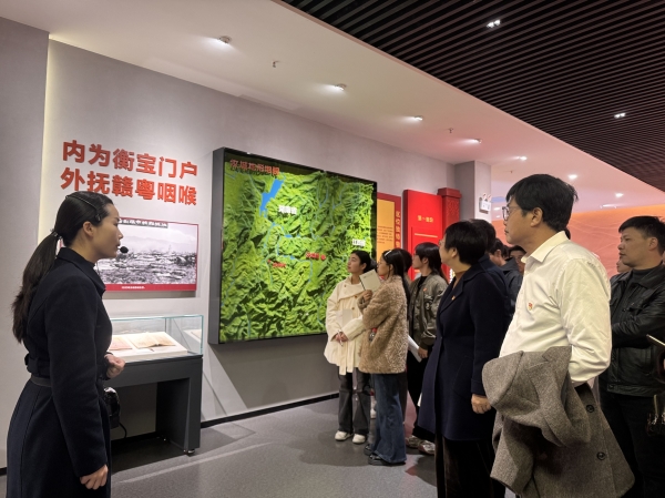 微信图片_20251122211325_12_22.jpg 微信图片_20251122211325_12_22.jpg