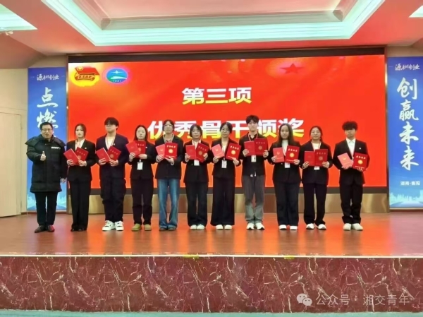 90eb2d83cadfad193f52e87b5d02bd0.jpg 90eb2d83cadfad193f52e87b5d02bd0.jpg